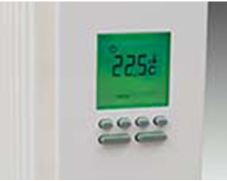 Thermostat digital intégré radiateur inertie